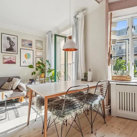Nyistandsat 1br Lejlighed I Hjertet Af Norrebro * Copenhagen